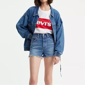 Levi’s | Ribcage Women’s Shorts High Rise Distressed Light Wash | Size 28